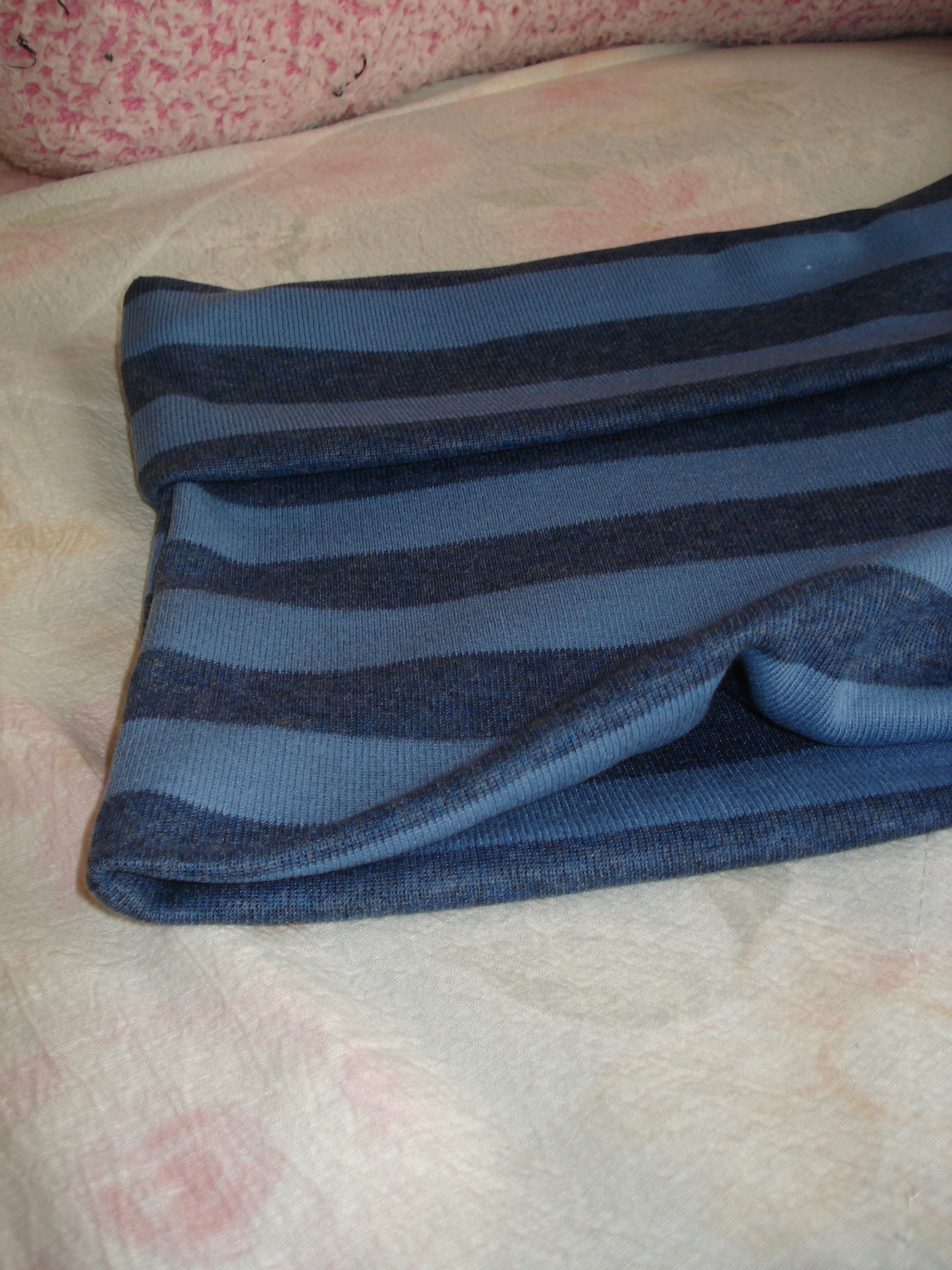 BlueBerry Stripped Foldovers